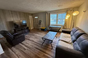 784 Woodyhill Dr, Delhi Township, OH 45238 - Photo 3