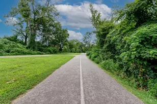 2493 Downing Dr, Cincinnati, OH 45208 - Photo 43