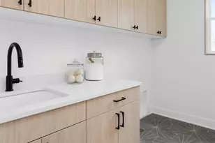 6991 Shadow Ridge Rd, Anderson Township, OH 45230 - Photo 21