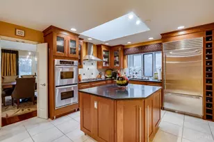 16 Woodcreek Dr, Blue Ash, OH 45241 - Photo 19