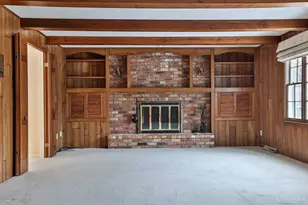 766 Woodfield Dr, Springfield Township, OH 45231 - Photo 13