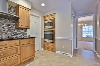 766 Woodfield Drive, Springfield Township, OH 45231 - Photo 23