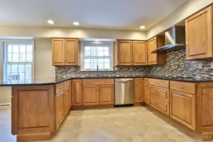 766 Woodfield Dr, Springfield Township, OH 45231 - Photo 19