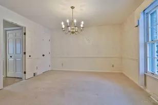 766 Woodfield Dr, Springfield Township, OH 45231 - Photo 17