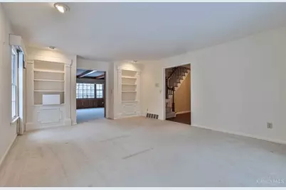 766 Woodfield Drive, Springfield Township, OH 45231 - Photo 9