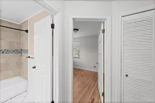 6230 Stover Ave, Golf Manor, OH 45237 - Photo 13