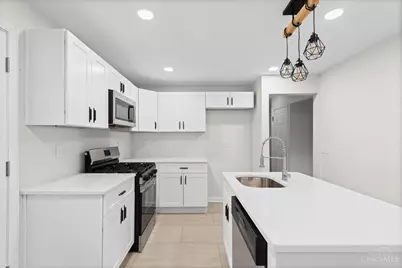 6230 Stover Avenue, Golf Manor, OH 45237 - Photo 11