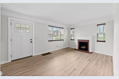 6230 Stover Avenue, Golf Manor, OH 45237 - Photo 5