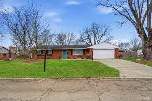 2324 Belloak Dr, Kettering, OH 45440 - Photo 9