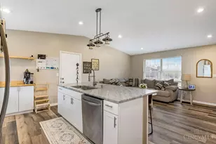 1762 Leway Dr, Fairfield, OH 45014 - Photo 7