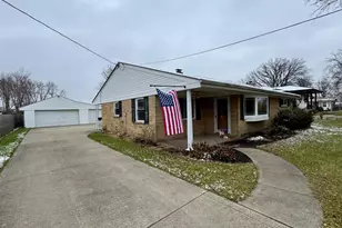 8611 Butler Warren Rd, West Chester, OH 45069 - Photo 5