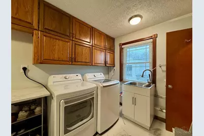 8611 Butler Warren Road, West Chester, OH 45069 - Photo 41