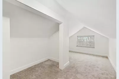 3823 Applegate Avenue, Cheviot, OH 45211 - Photo 7