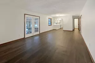 1110 Deerhaven Ct, Miami Township, OH 45140 - Photo 7