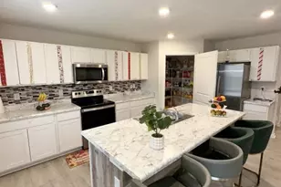 2427 Crosley Mdw, Colerain Township, OH 45239 - Photo 3