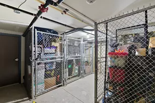 1408 Elm St, Cincinnati, OH 45202 - Photo 19