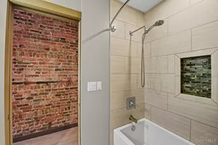 1408 Elm St, Cincinnati, OH 45202 - Photo 17