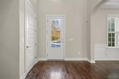 4051 Falling Creek Court, Sharonville, OH 45241 - Photo 3