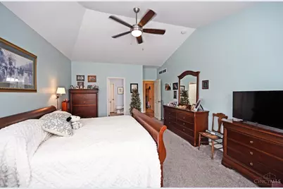 967 Burgess Court, Union Township, OH 45245 - Photo 23