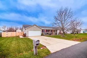 105 Maple Ridge Ave, Mount Orab, OH 45154 - Photo 3