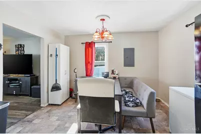 9695 Fernbrook Court, Springfield Township, OH 45231 - Photo 7