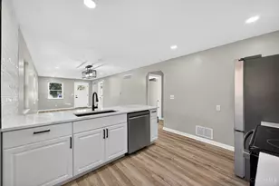 4023 Washington Ave, Cheviot, OH 45211 - Photo 15