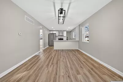 4023 Washington Avenue, Cheviot, OH 45211 - Photo 7