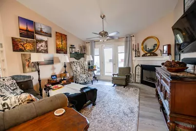 2000 Waterstone Boulevard #207, Washington Twp, OH 45342 - Photo 5