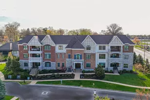 9506 Park Manor Blvd, Blue Ash, OH 45242 - Photo 3