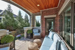 9506 Park Manor Blvd, Blue Ash, OH 45242 - Photo 33