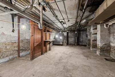 8 W Fourth Street, Cincinnati, OH 45202 - Photo 35