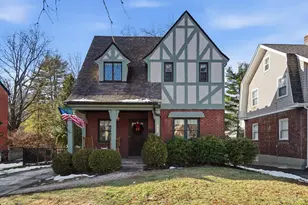 3845 Indianview Ave, Mariemont, OH 45227 - Photo 3