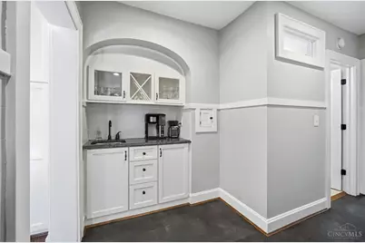 3845 Indianview Avenue, Mariemont, OH 45227 - Photo 21