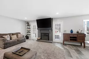 7908 Tawna Dr, West Chester, OH 45069 - Photo 7