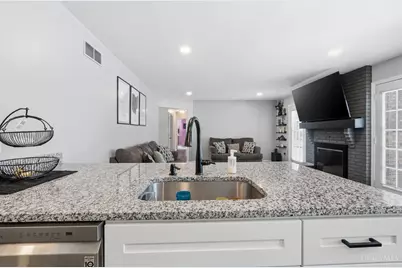 7908 Tawna Drive, West Chester, OH 45069 - Photo 17