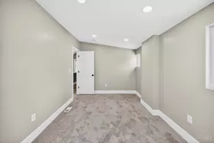 2033 Sundale Ave, Cincinnati, OH 45239 - Photo 39