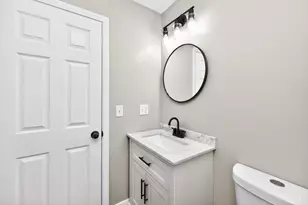 2033 Sundale Ave, Cincinnati, OH 45239 - Photo 15