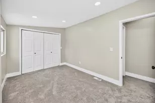 2033 Sundale Ave, Cincinnati, OH 45239 - Photo 37