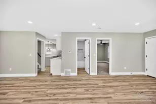 2033 Sundale Ave, Cincinnati, OH 45239 - Photo 11