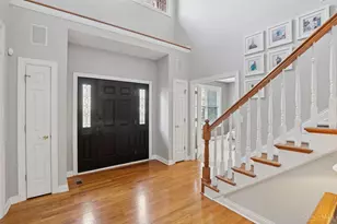 1342 Wexford Ln, Green Township, OH 45233 - Photo 3