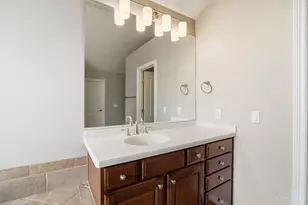 6681 Sandy Shores Dr, Miami Township, OH 45140 - Photo 45