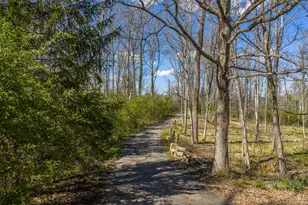 3 Noel Ln, Indian Hill, OH 45243 - Photo 9