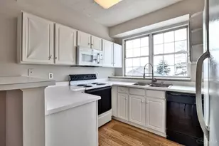 3916 Enterprise Cir, Colerain Township, OH 45252 - Photo 13