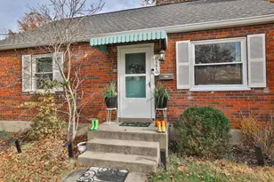 9384 Lark Ct, Blue Ash, OH 45242 - Photo 3