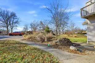 2005 Miles Rd, Springfield Township, OH 45231 - Photo 35