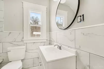 336 Dorchester Avenue, Cincinnati, OH 45219 - Photo 23