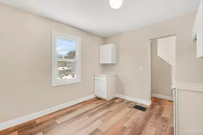 336 Dorchester Avenue, Cincinnati, OH 45219 - Photo 17