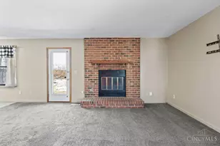 8951 Willowgate Ln, Huber Heights, OH 45424 - Photo 11