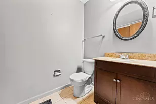 8951 Willowgate Ln, Huber Heights, OH 45424 - Photo 13