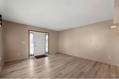 8951 Willowgate Lane, Huber Heights, OH 45424 - Photo 3